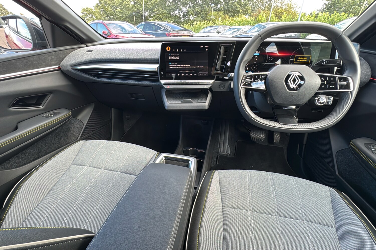 Used Renault Megane E Tech 2023 for sale - 75919338: Photo 9