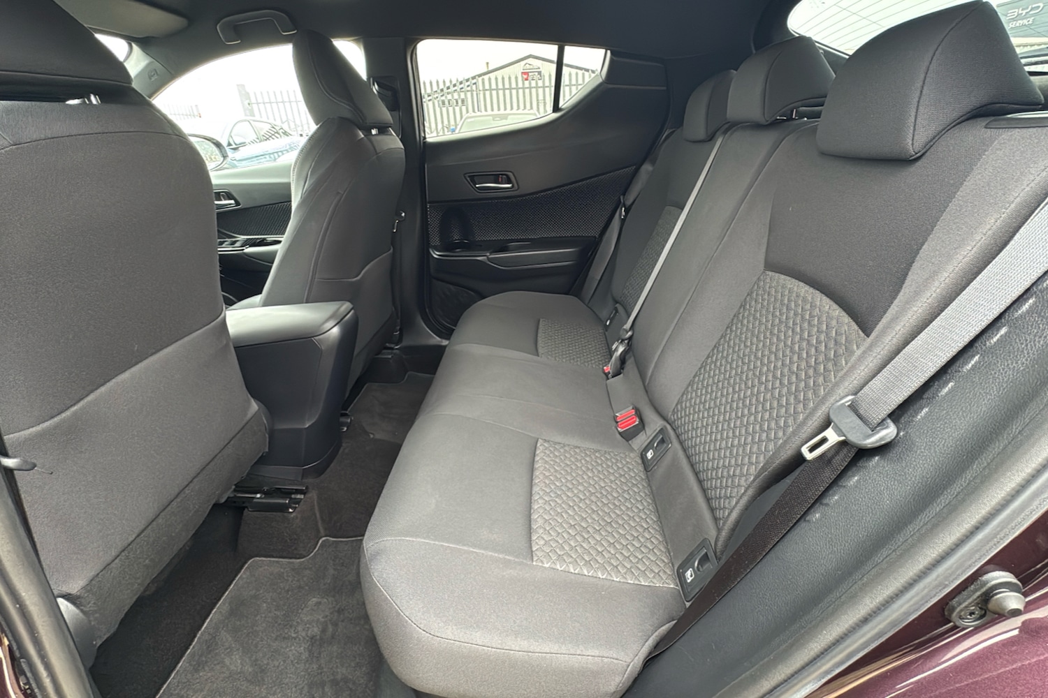 Used Toyota C-HR 2022 for sale - 77675187: Photo 39