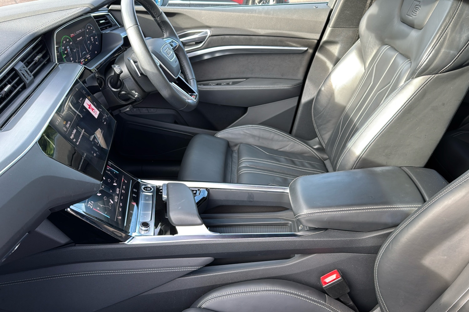 Used Audi e-tron 2022 for sale - 77032342: Photo 43