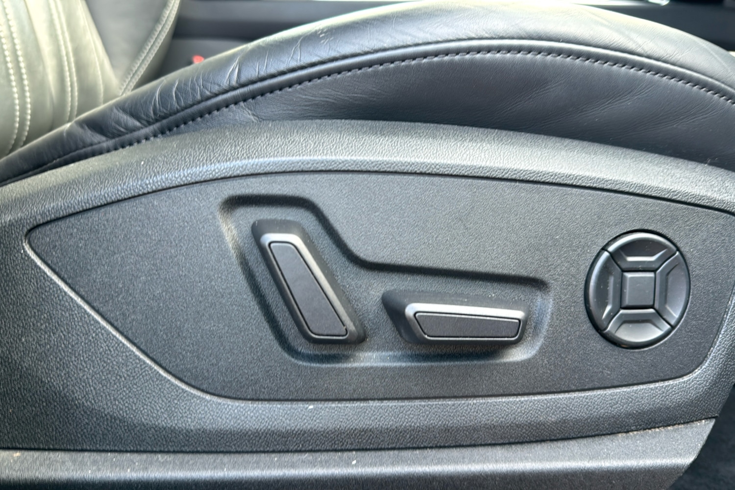 Used Audi e-tron 2022 for sale - 77032342: Photo 46