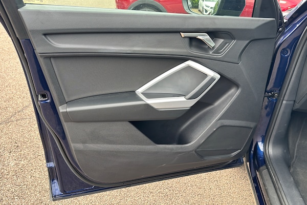 Used Audi Q3 2022 for sale - 74812888: Photo 43