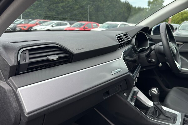 Used Audi Q3 2022 for sale - 74812888: Photo 44
