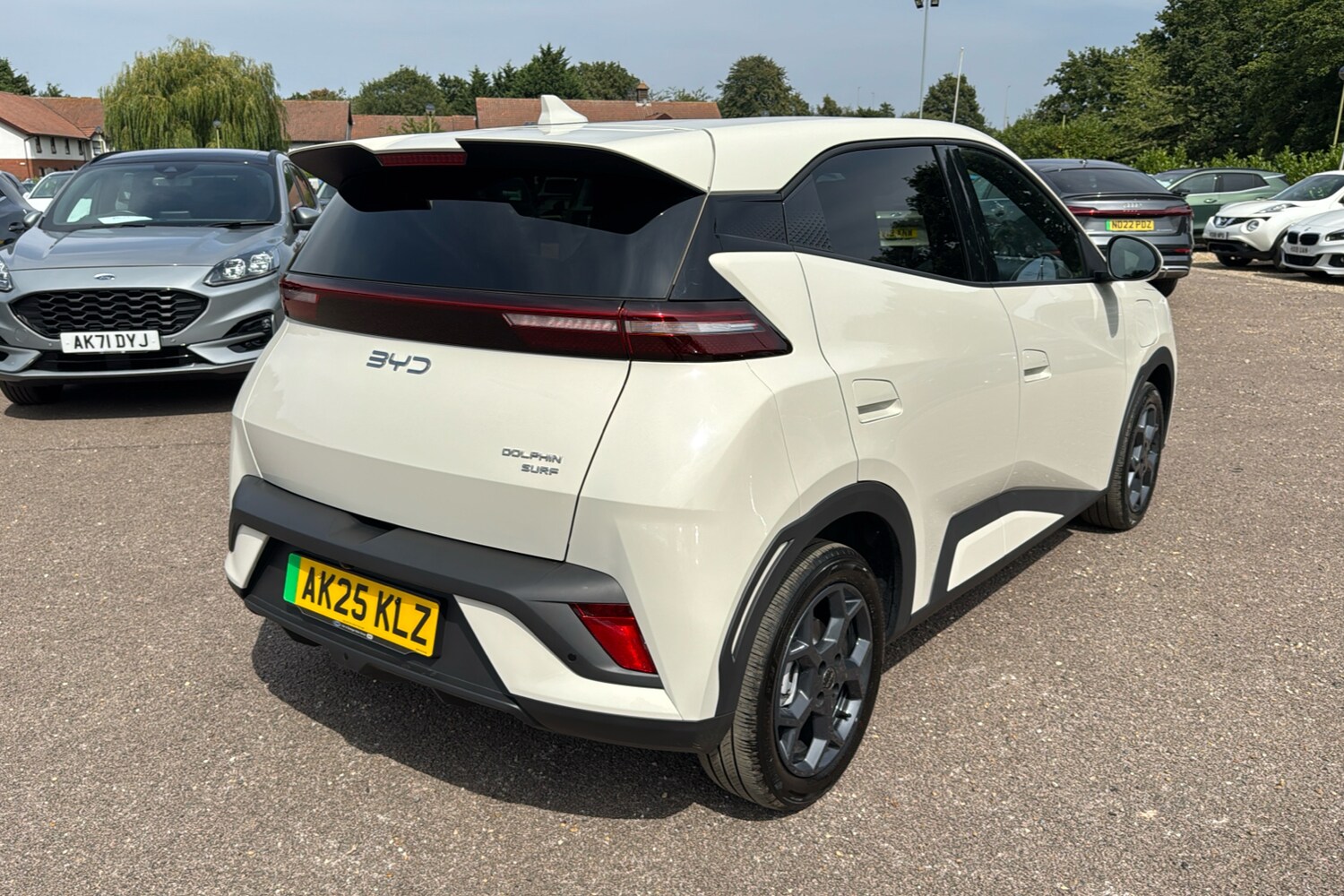 Vehicle 28