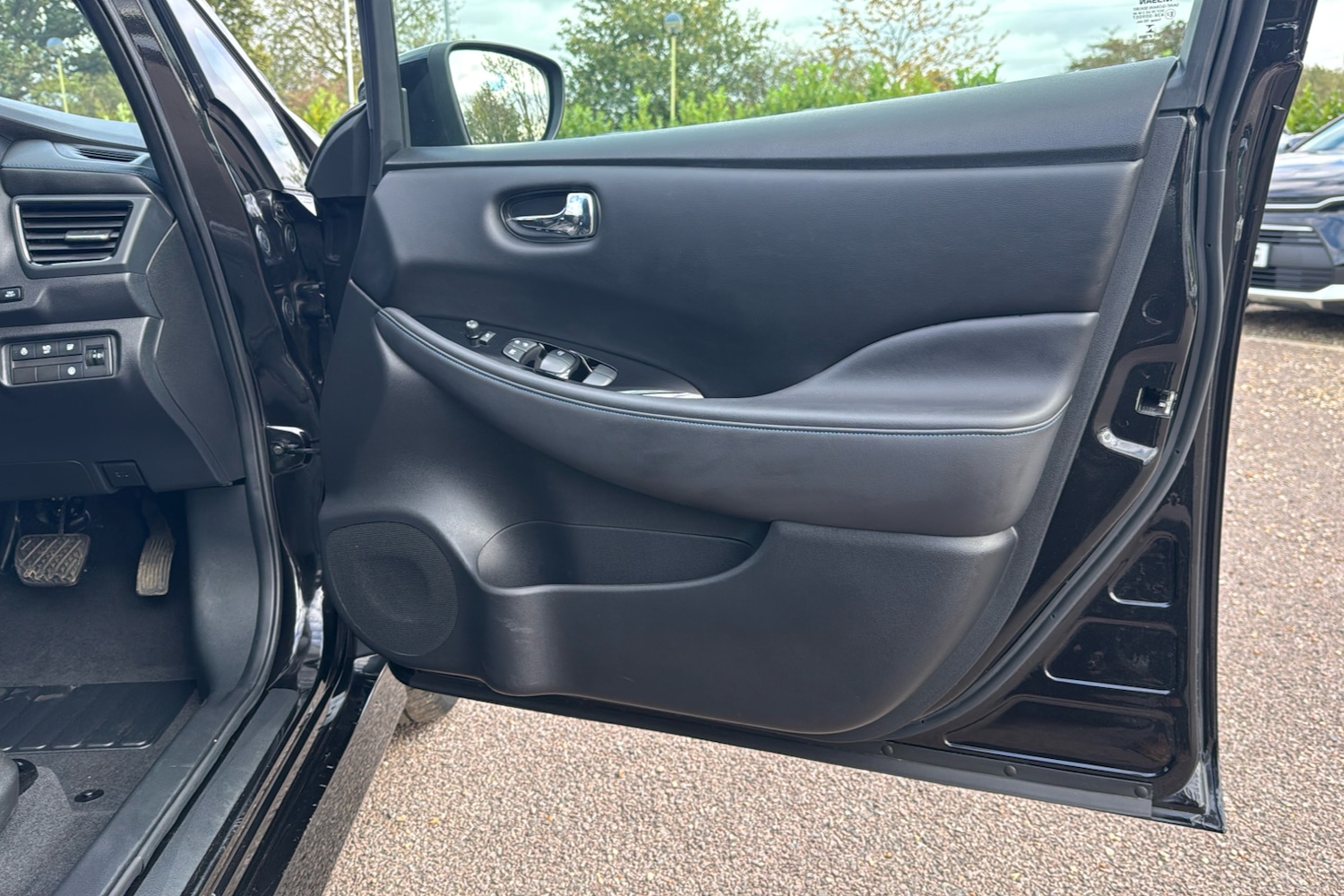 Used Nissan Leaf 2022 for sale - 76329070: Photo 41