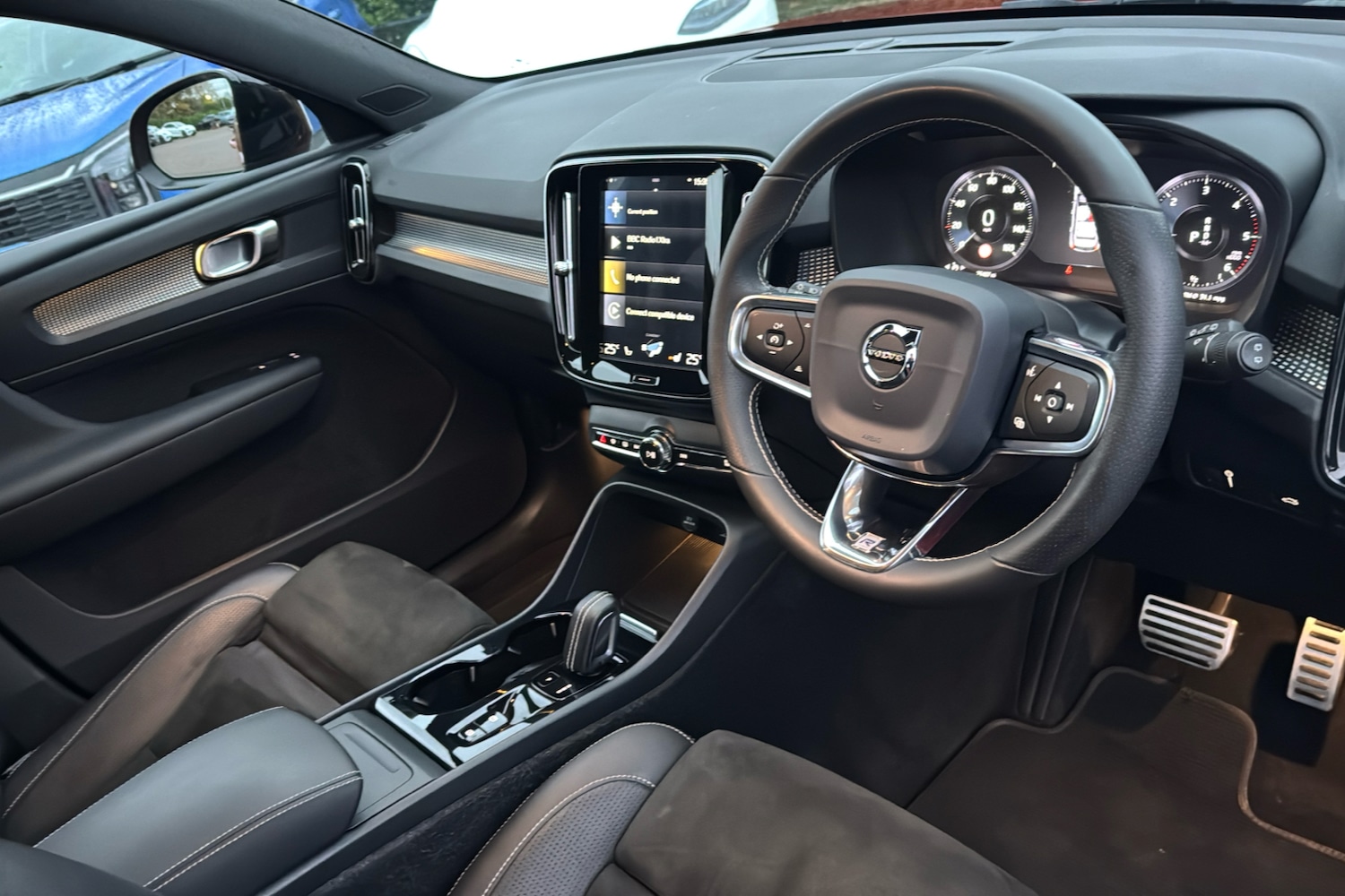 Used Volvo XC40 2018 for sale - 76732583: Photo 10