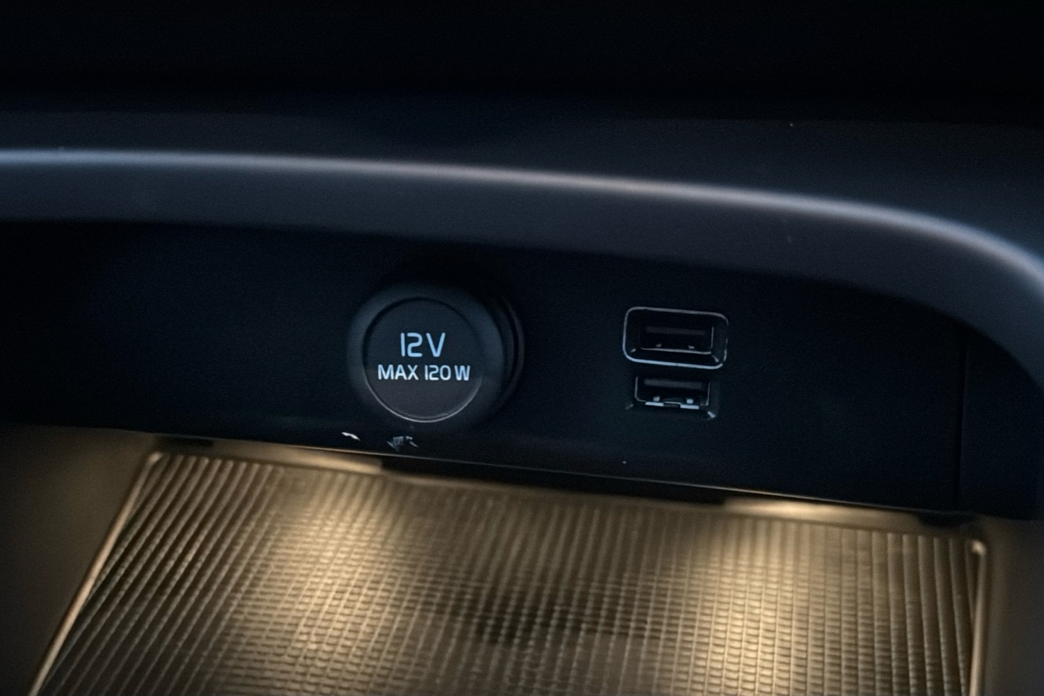 Used Volvo XC40 2018 for sale - 76732583: Photo 22