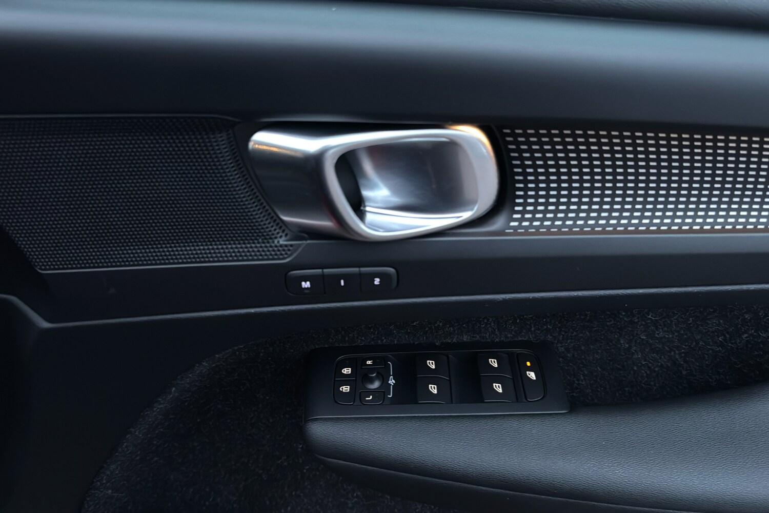 Used Volvo XC40 2018 for sale - 76732583: Photo 47