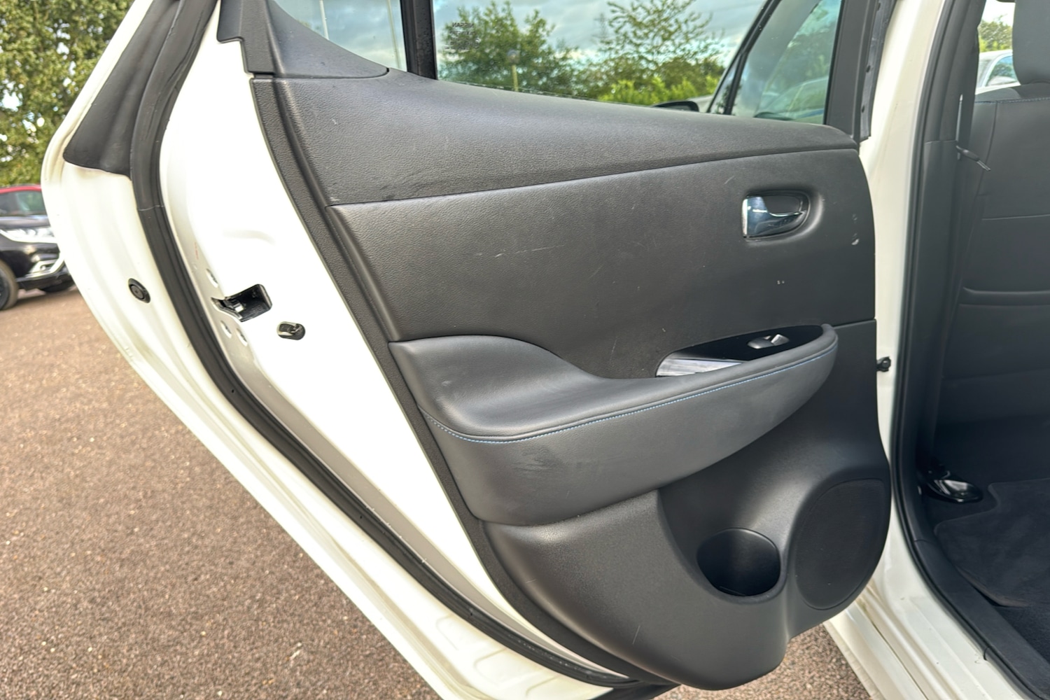 Used Nissan Leaf 2022 for sale - 76401620: Photo 34