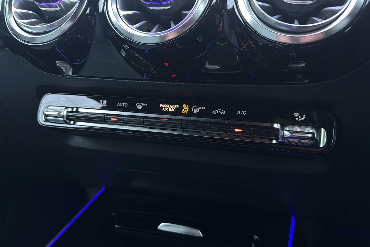 Used Mercedes-Benz GLA 2023 for sale - 77565804: Photo 16