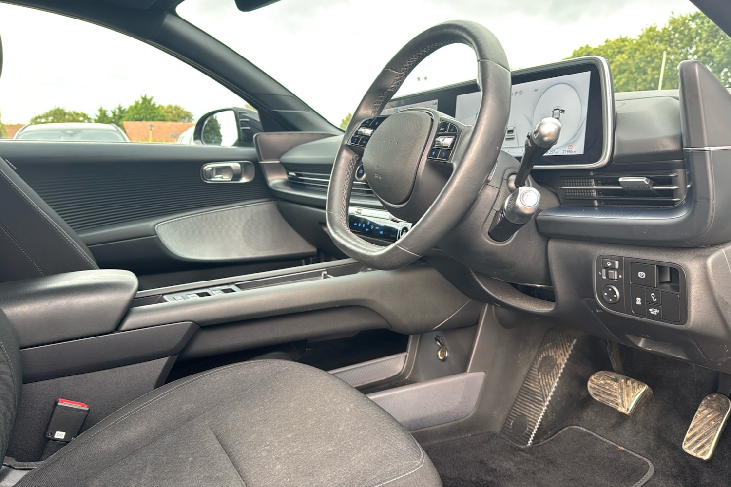 Used Hyundai IONIQ 6 2023 for sale - 75944123: Photo 10