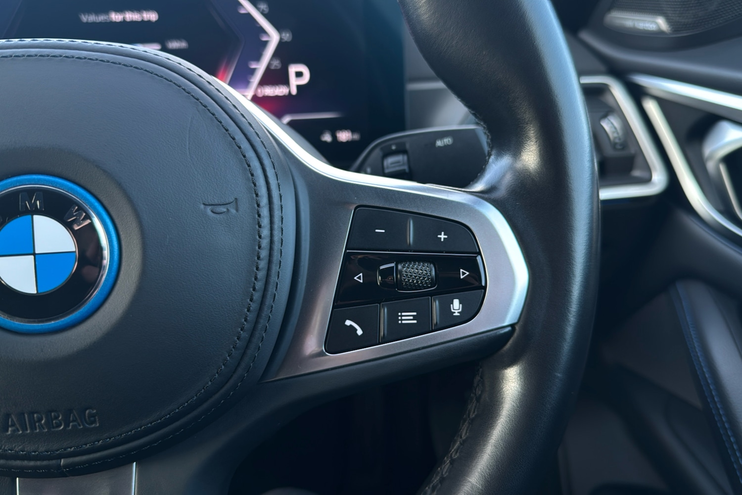 Used BMW i4 2023 for sale - 77308636: Photo 18