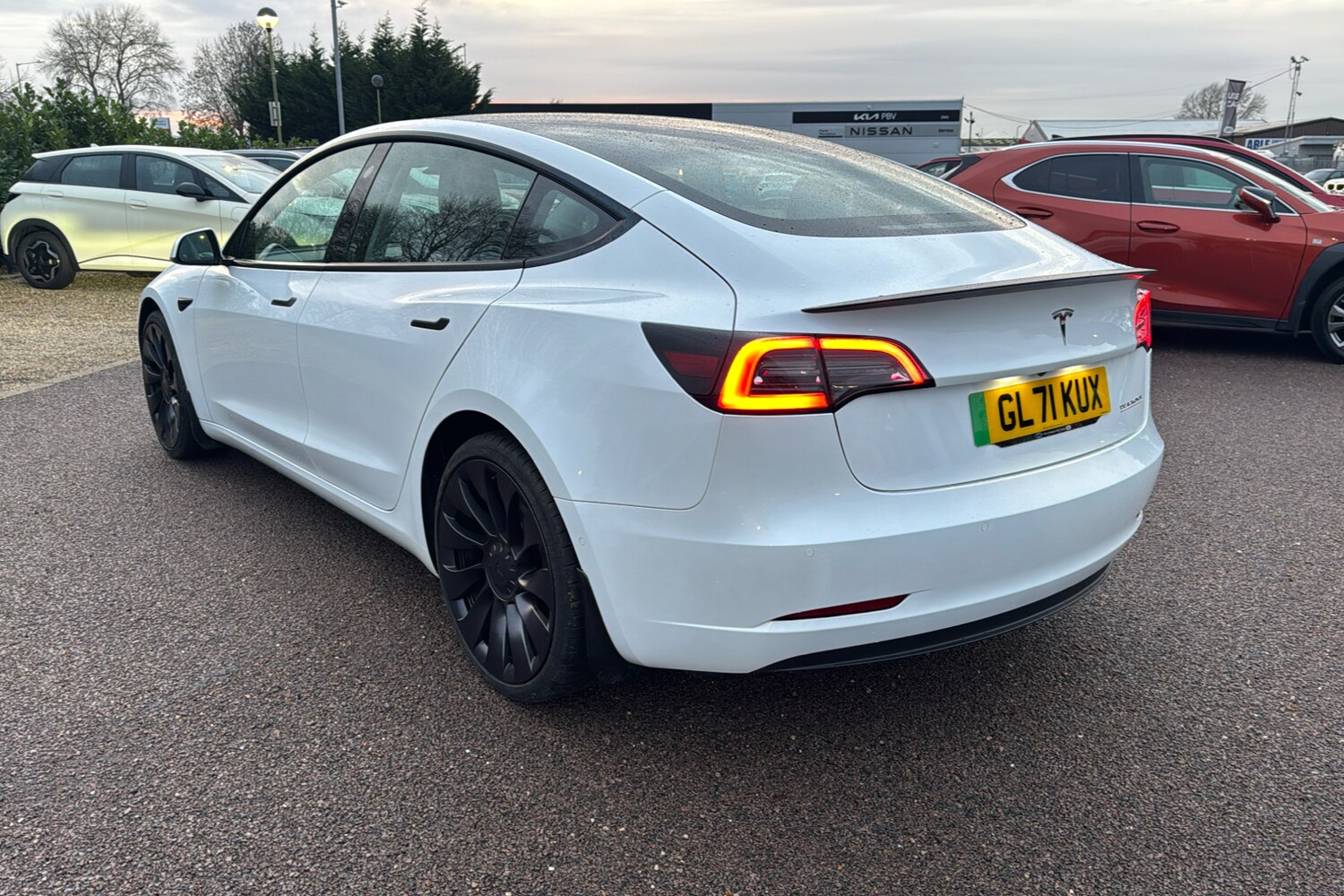 Used Tesla Model 3 2021 for sale - 76931989: Photo 27