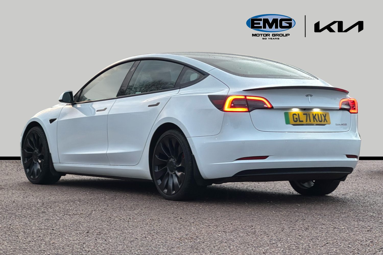 Used Tesla Model 3 2021 for sale - 76931989: Photo 5