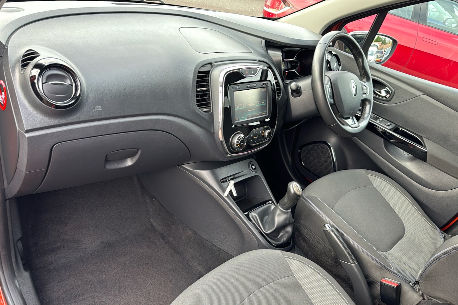 Used Renault Captur 2016 for sale - 76488247: Photo 11