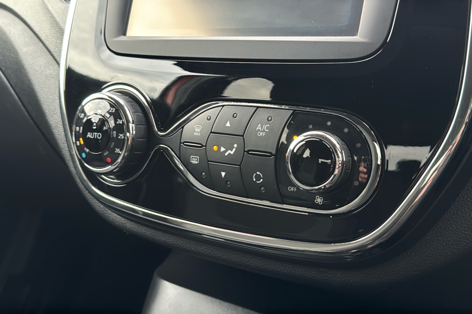 Used Renault Captur 2016 for sale - 76488247: Photo 16