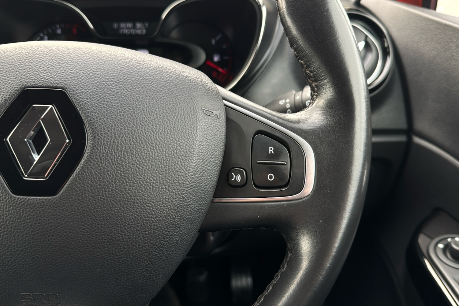 Used Renault Captur 2016 for sale - 76488247: Photo 18