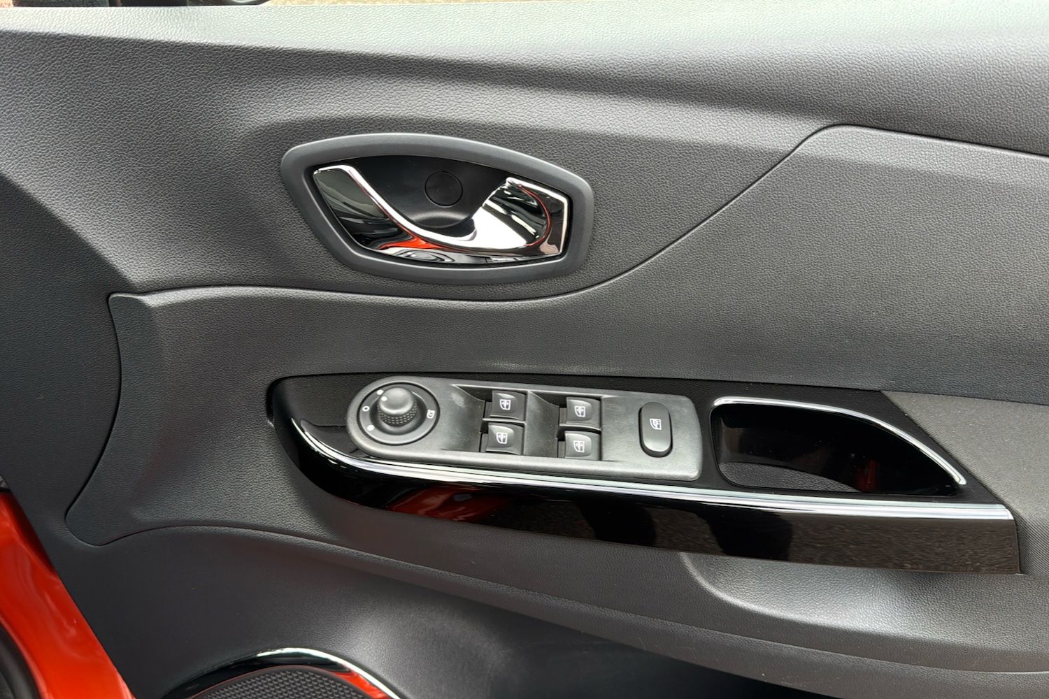 Used Renault Captur 2016 for sale - 76488247: Photo 42