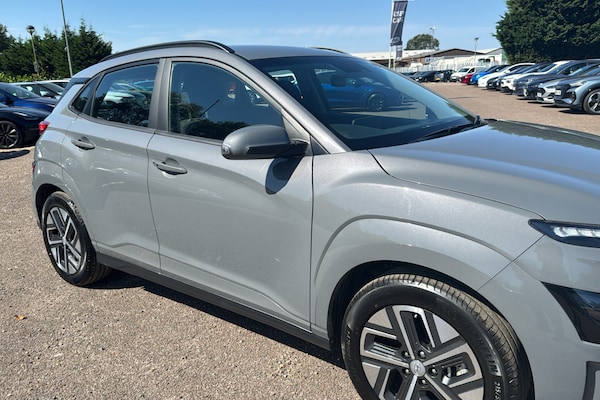 Used Hyundai KONA 2023 for sale - 75603753: Photo 32