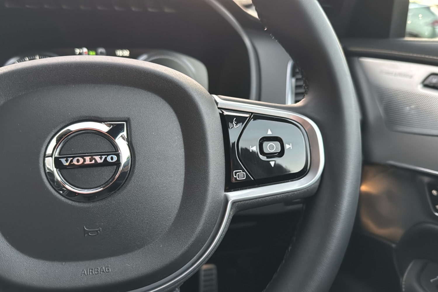 Used Volvo XC90 2021 for sale - 76401582: Photo 18