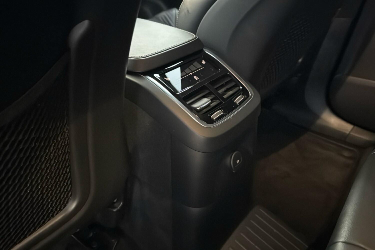 Used Volvo XC90 2021 for sale - 76401582: Photo 41