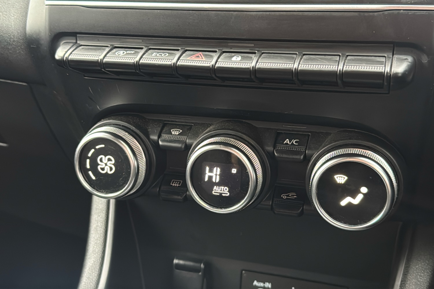 Used Renault Captur 2020 for sale - 76339431: Photo 16