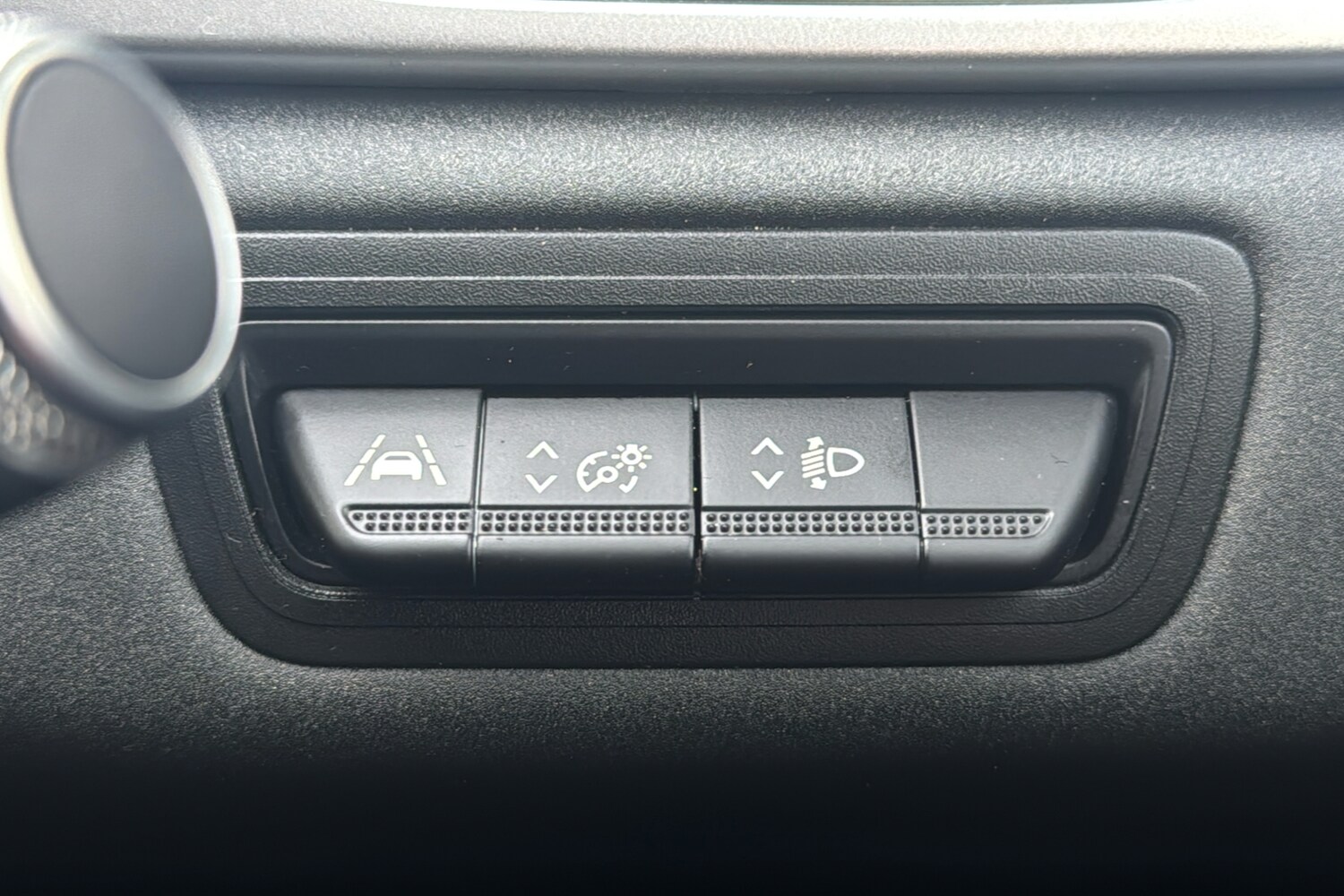 Used Renault Captur 2020 for sale - 76339431: Photo 41