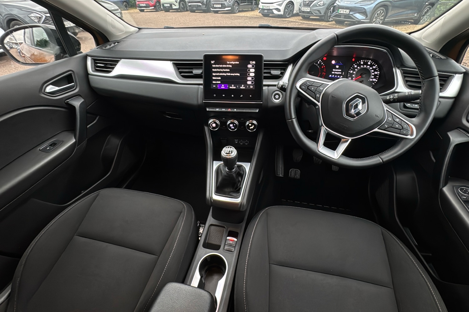 Used Renault Captur 2020 for sale - 76339431: Photo 9