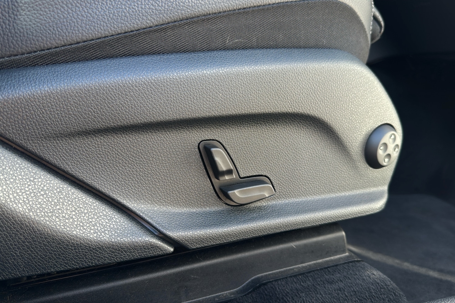 Used Mercedes-Benz EQC 2022 for sale - 75784908: Photo 49
