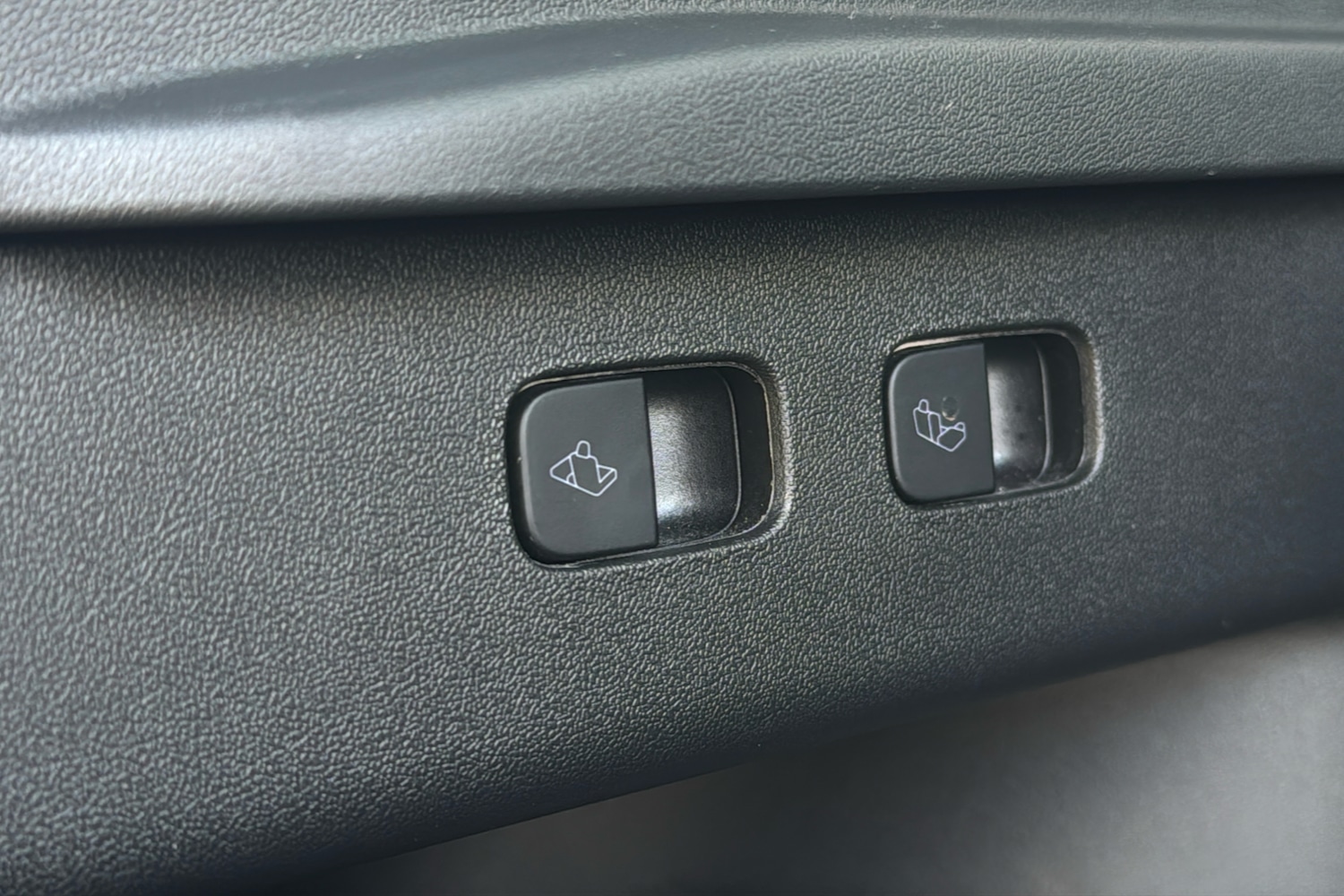 Used Tesla Model Y 2022 for sale - 76390971: Photo 24