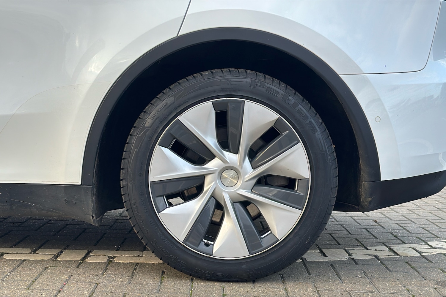 Used Tesla Model Y 2022 for sale - 76390971: Photo 8