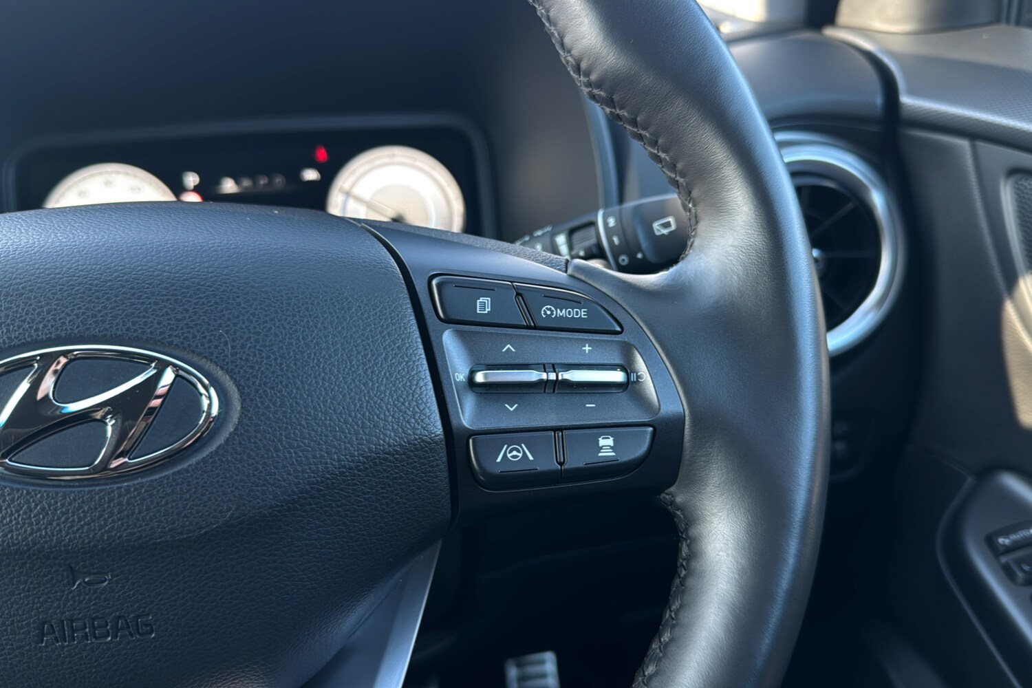 Used Hyundai KONA 2023 for sale - 78052657: Photo 18