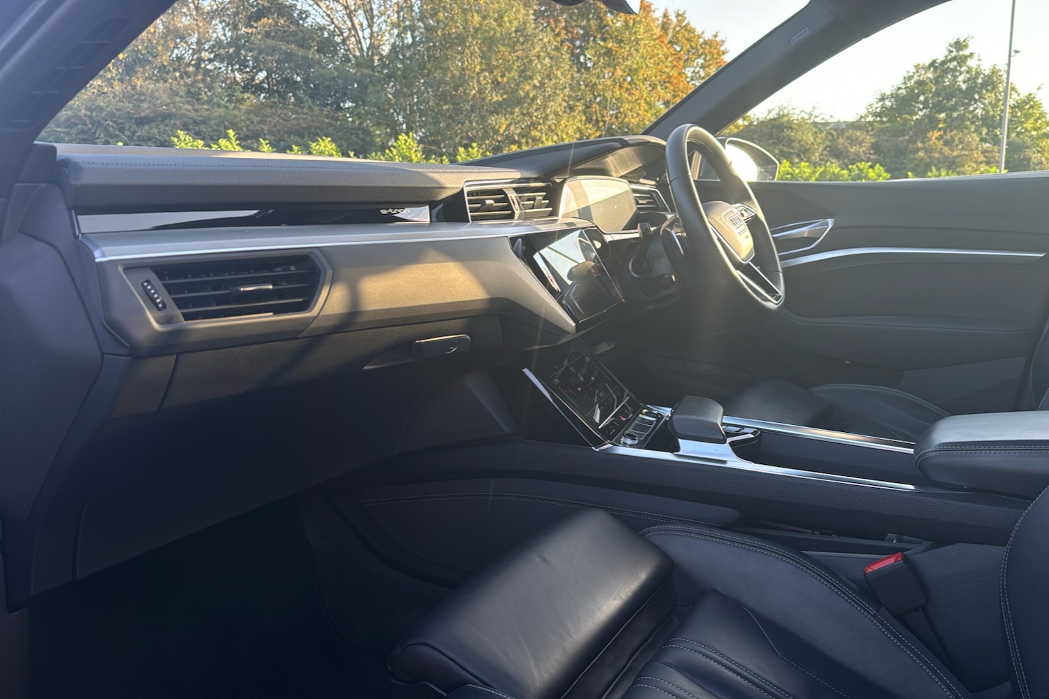 Used Audi e-tron 2022 for sale - 76141347: Photo 11