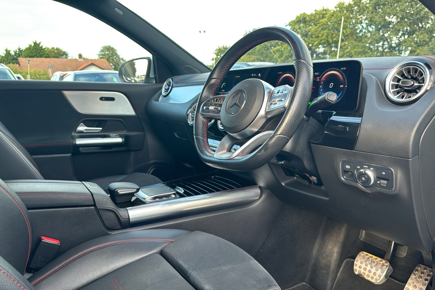 Used Mercedes-Benz EQA 2021 for sale - 75944093: Photo 10