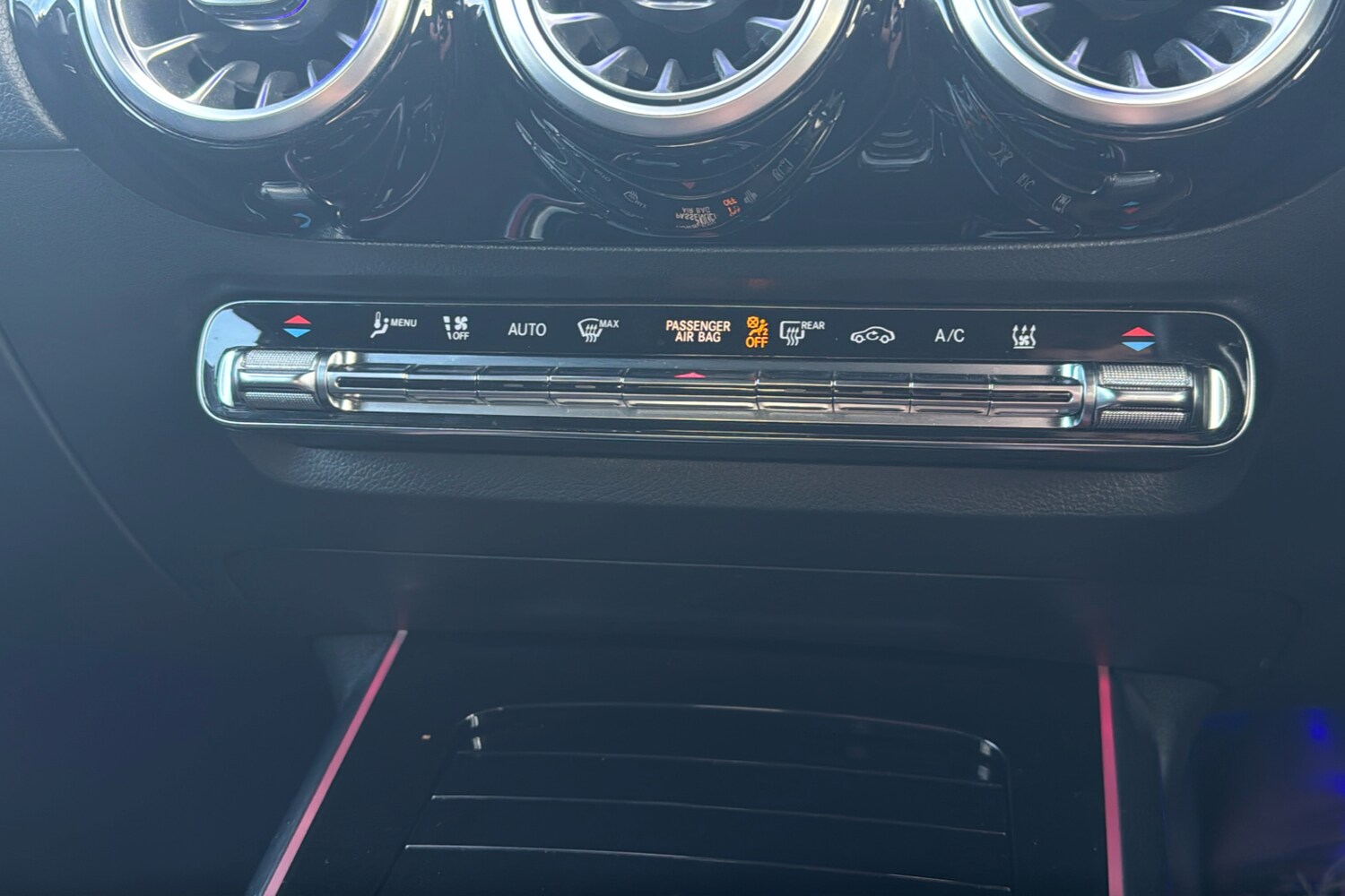 Used Mercedes-Benz EQA 2021 for sale - 75944093: Photo 16