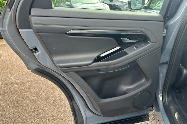 Used Land Rover Range Rover Evoque 2021 for sale - 76015717: Photo 38