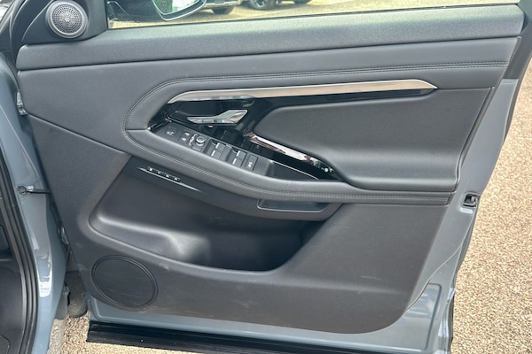 Used Land Rover Range Rover Evoque 2021 for sale - 76015717: Photo 46