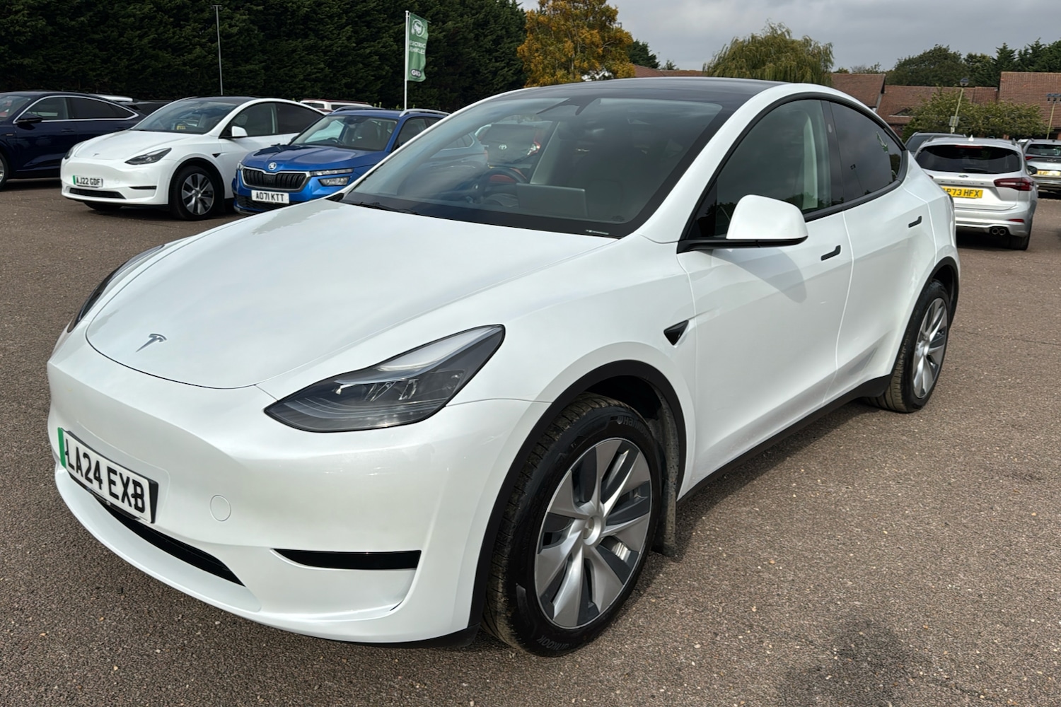 Used Tesla Model Y 2024 for sale - 76141339: Photo 36