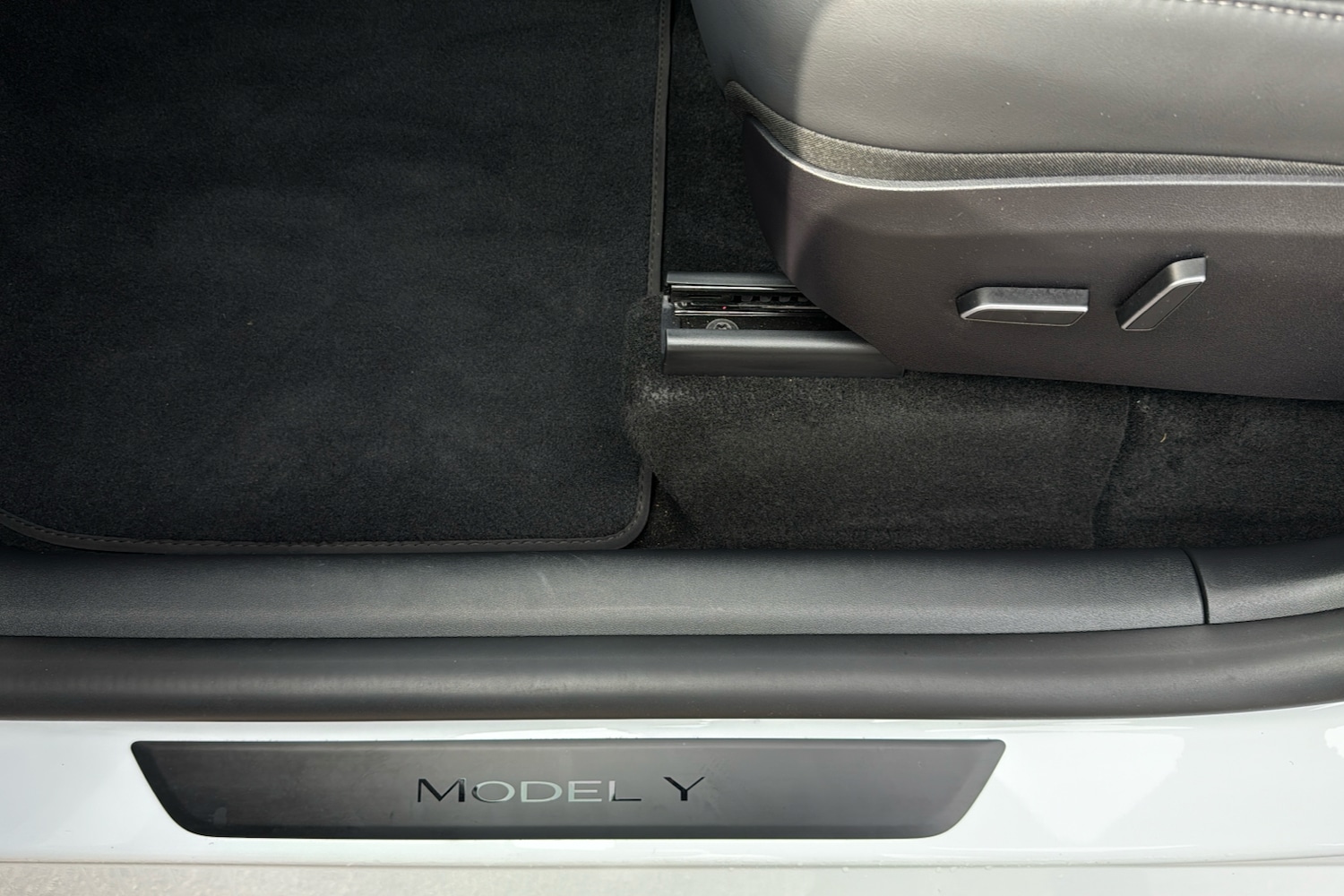Used Tesla Model Y 2024 for sale - 76141339: Photo 44