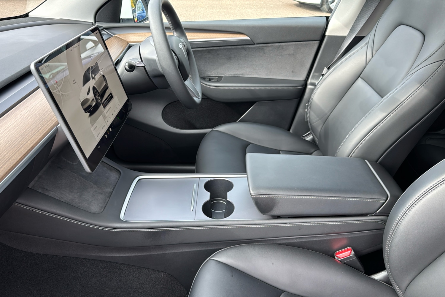 Used Tesla Model Y 2024 for sale - 76141339: Photo 45