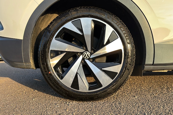Used Volkswagen ID.4 2021 for sale - 76205067: Photo 8
