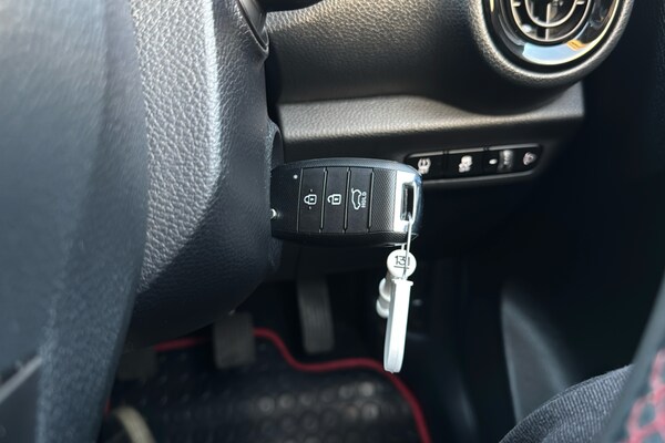 Used Kia Picanto 2021 for sale - 76169845: Photo 23