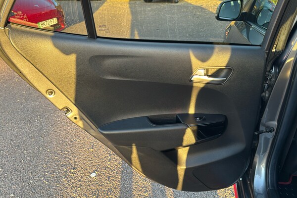Used Kia Picanto 2021 for sale - 76169845: Photo 37