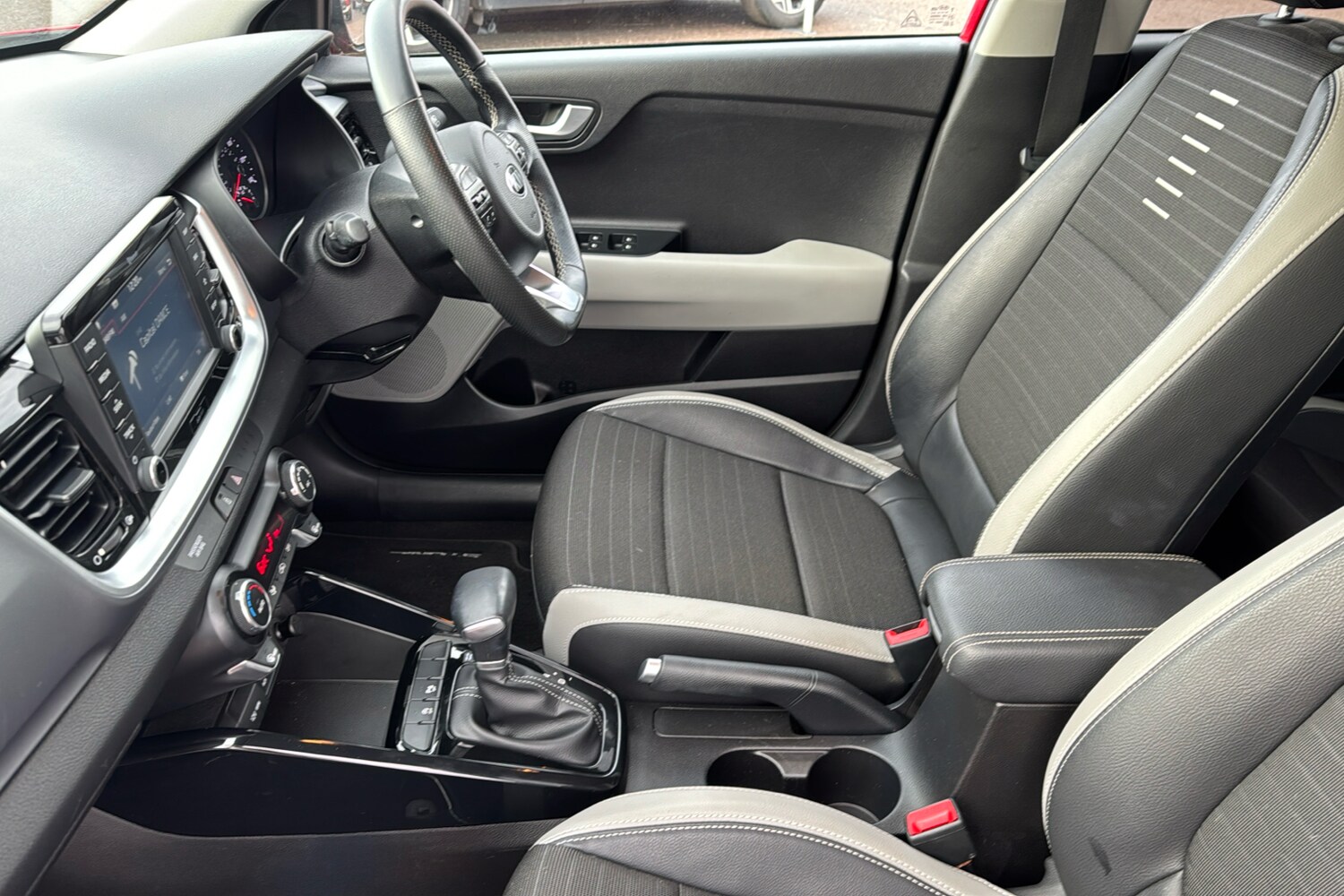 Used Kia Stonic 2020 for sale - 77112712: Photo 42