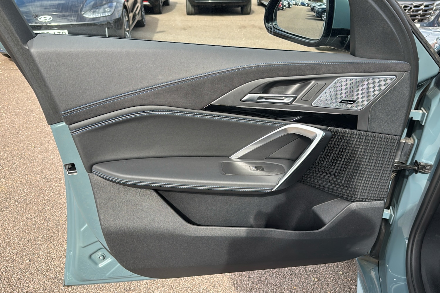 Used BMW iX2 2024 for sale - 75930628: Photo 40