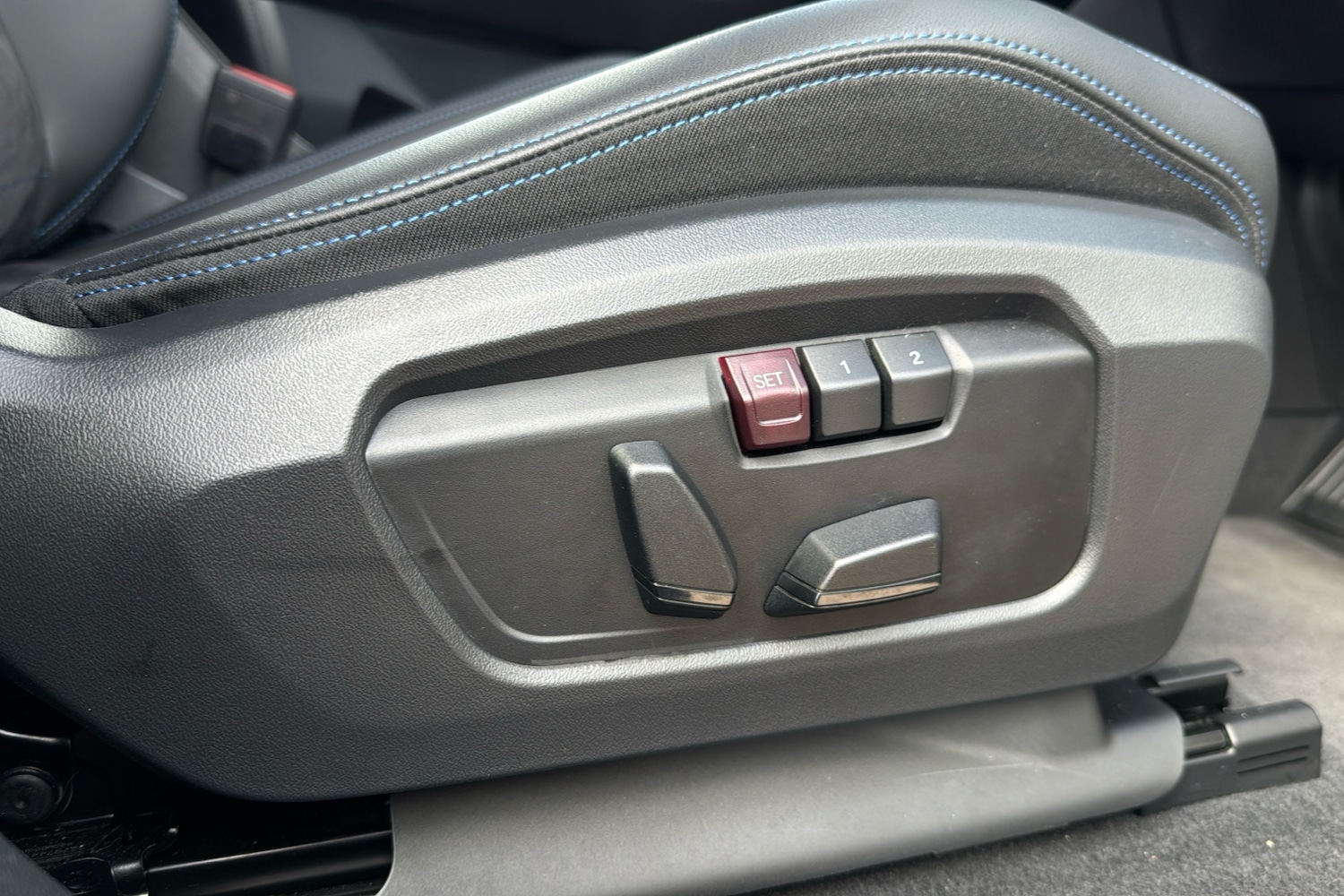 Used BMW iX2 2024 for sale - 75930628: Photo 45