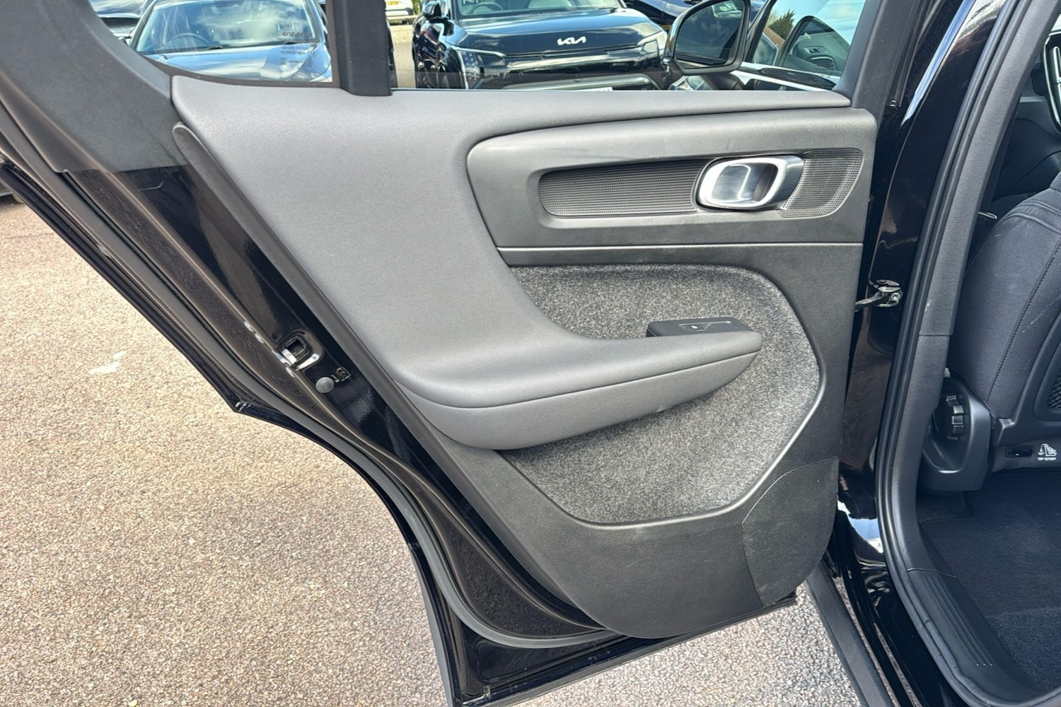 Used Volvo C40 2023 for sale - 78103832: Photo 38