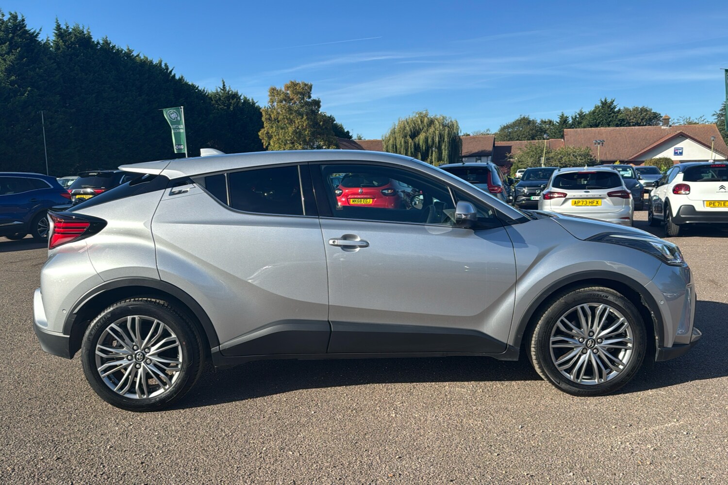 Used Toyota C-HR 2023 for sale - 76004048: Photo 29