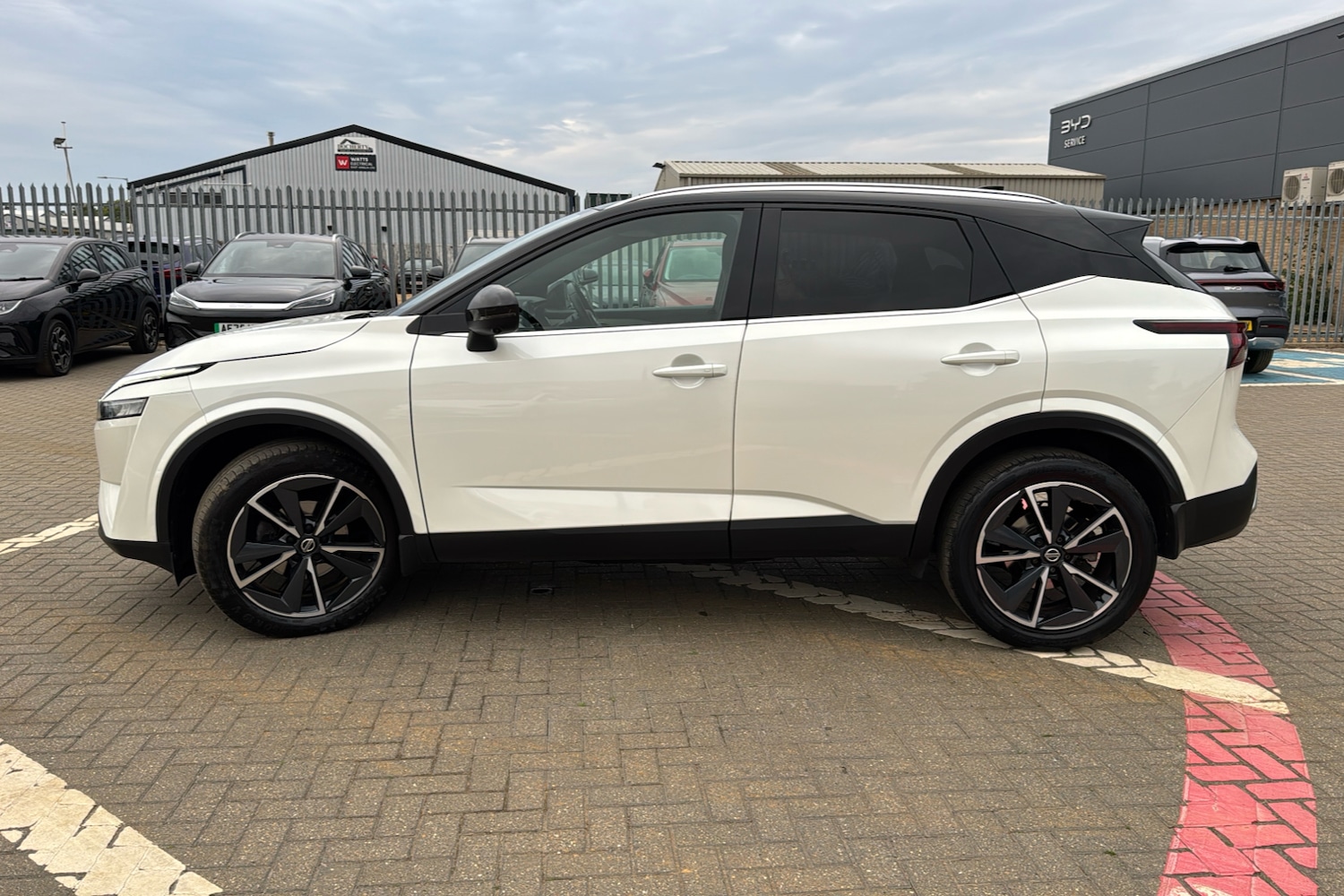 Used Nissan Qashqai 2022 for sale - 76063099: Photo 43