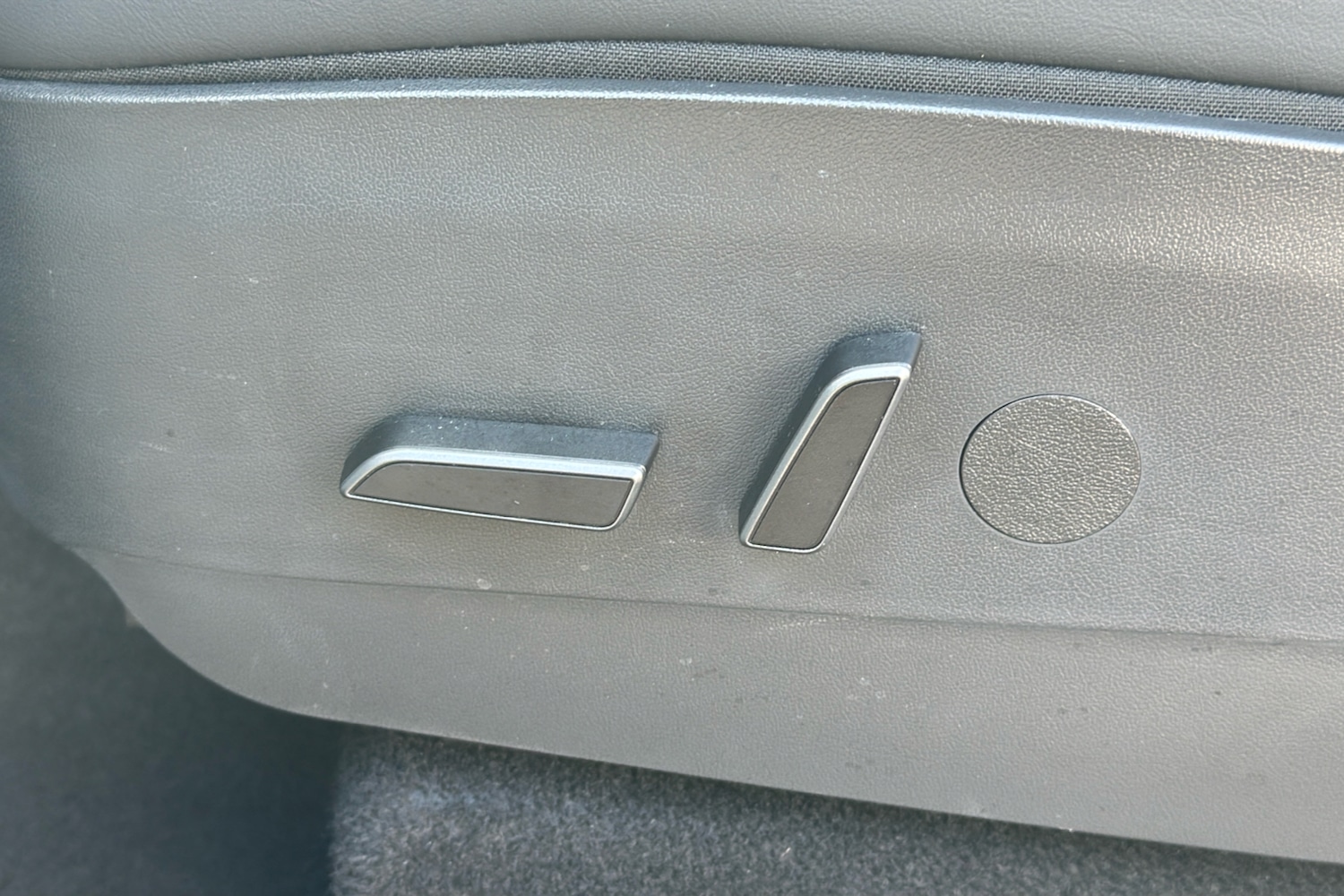 Used Tesla Model Y 2022 for sale - 76310543: Photo 38