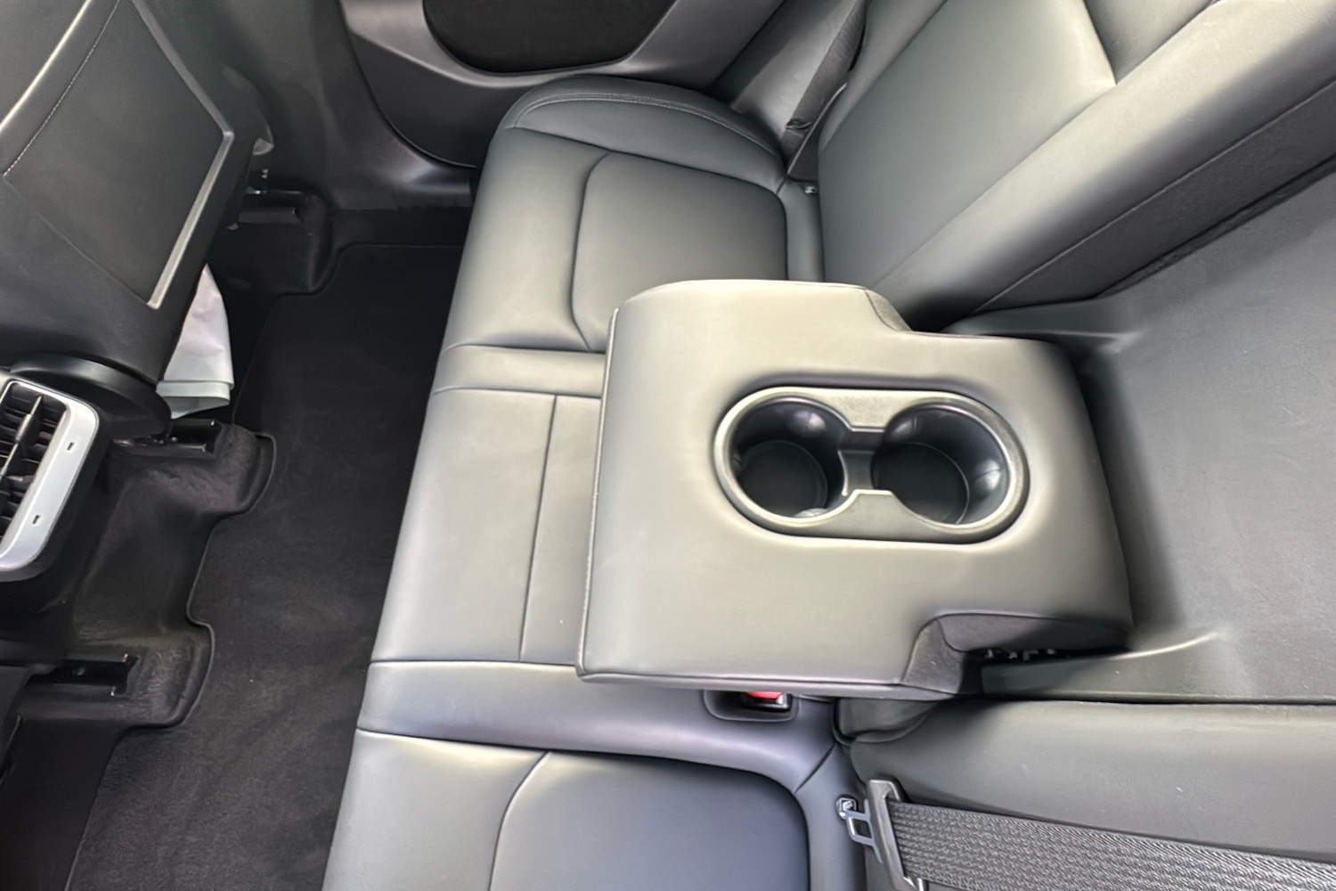 Used Tesla Model Y 2022 for sale - 76310543: Photo 43
